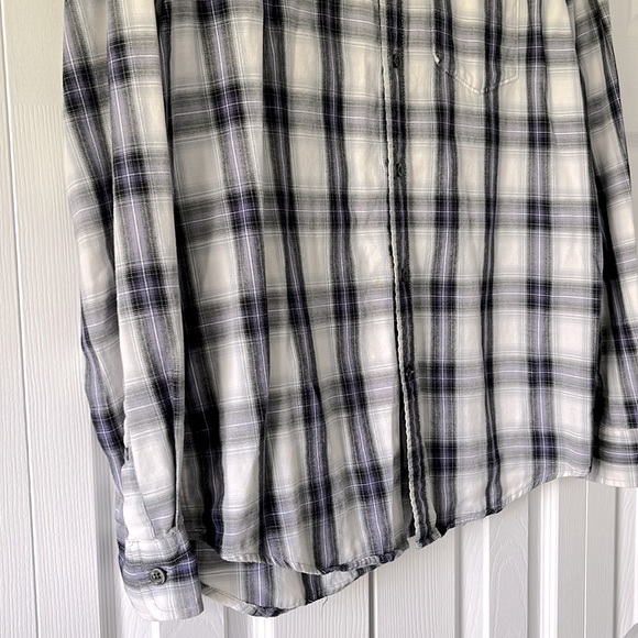 Men’s GAP Plaid Button Down Shirt - Picture 2 of 6